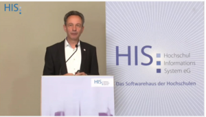 Foto von Prof. Dr. Thomas Walter bei der Generalversammlung